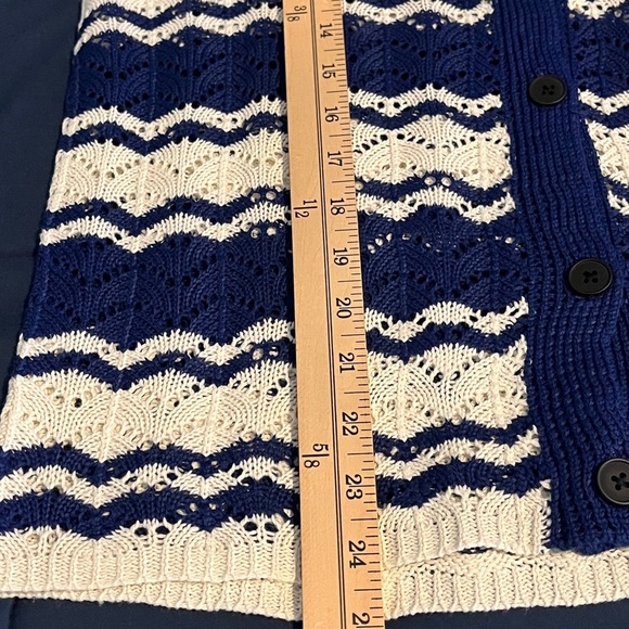Selfie Leslie Maysah Navy and White Knit Button Up Vest - Picture 7 of 9